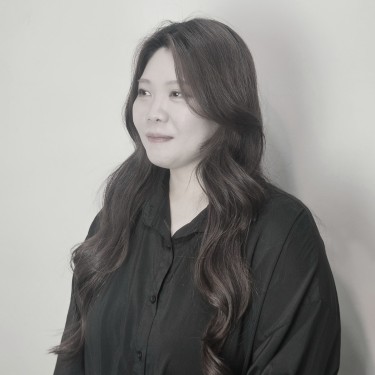 수석 디자이너 새롬