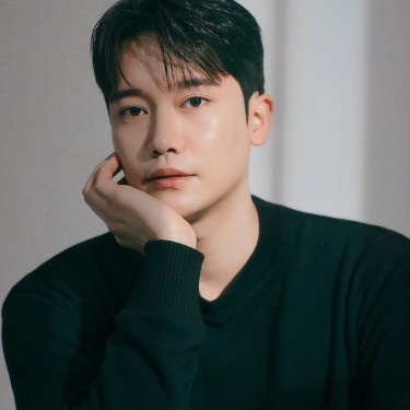 디자이너 우기