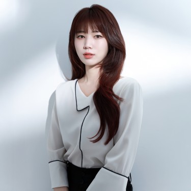 수석 디자이너 엘리