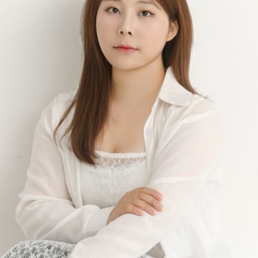 이사 서아