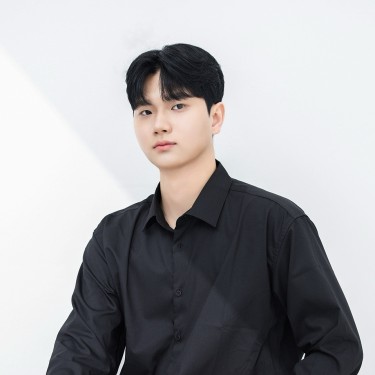 수석디자이너 준영
