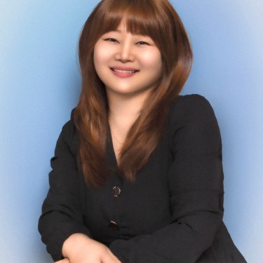 포이에마부띠끄 노원점 부원장 미소