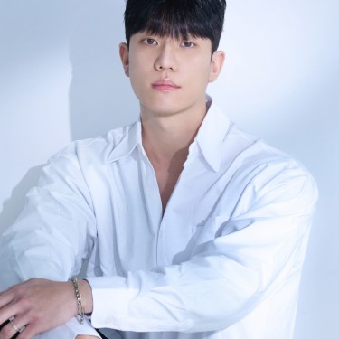 박승철헤어스투디오 신촌점 수석디자이너 강혁
