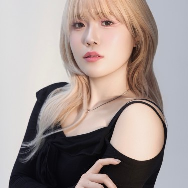 디자이너 현아