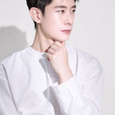 수석디자이너 준혁