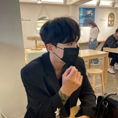 다크브라운