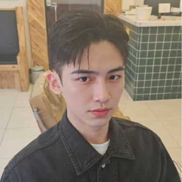 투블럭컷